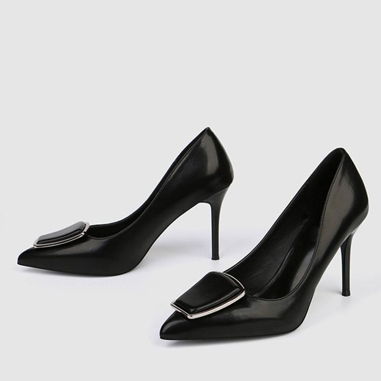 Kvinnor Plain Spetsig Tå Stilettklack Slip-on Pumps