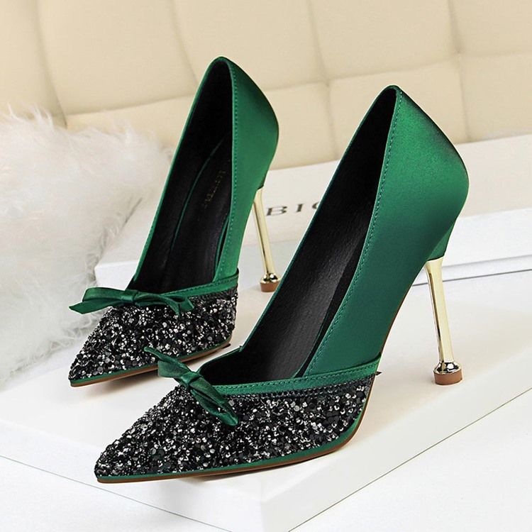 Kvinnors Stilettklack Med Paljetter Slip-on Color Block Tunna Skor