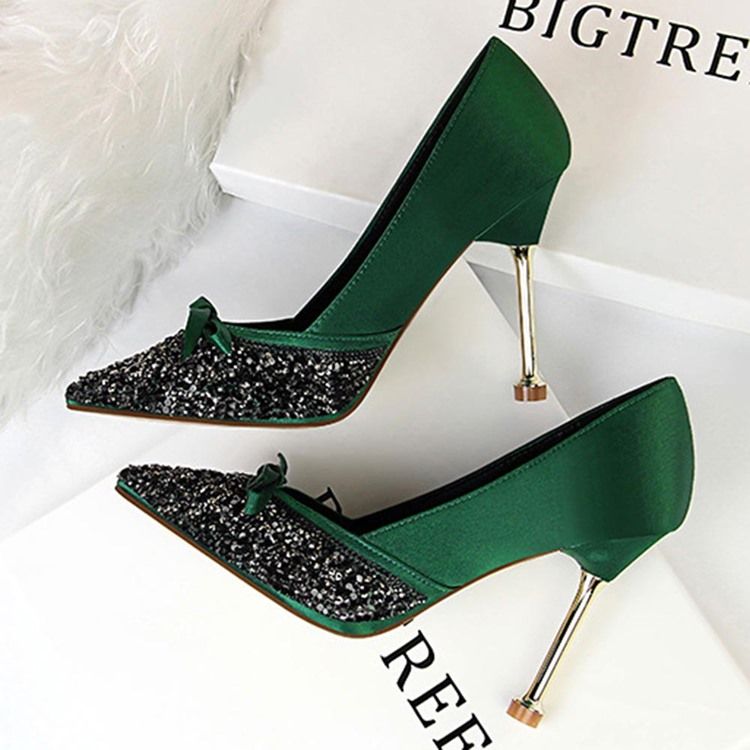 Kvinnors Stilettklack Med Paljetter Slip-on Color Block Tunna Skor